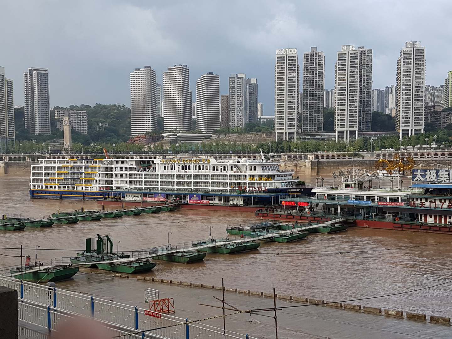 Victoria Jenna auf dem Yangtze