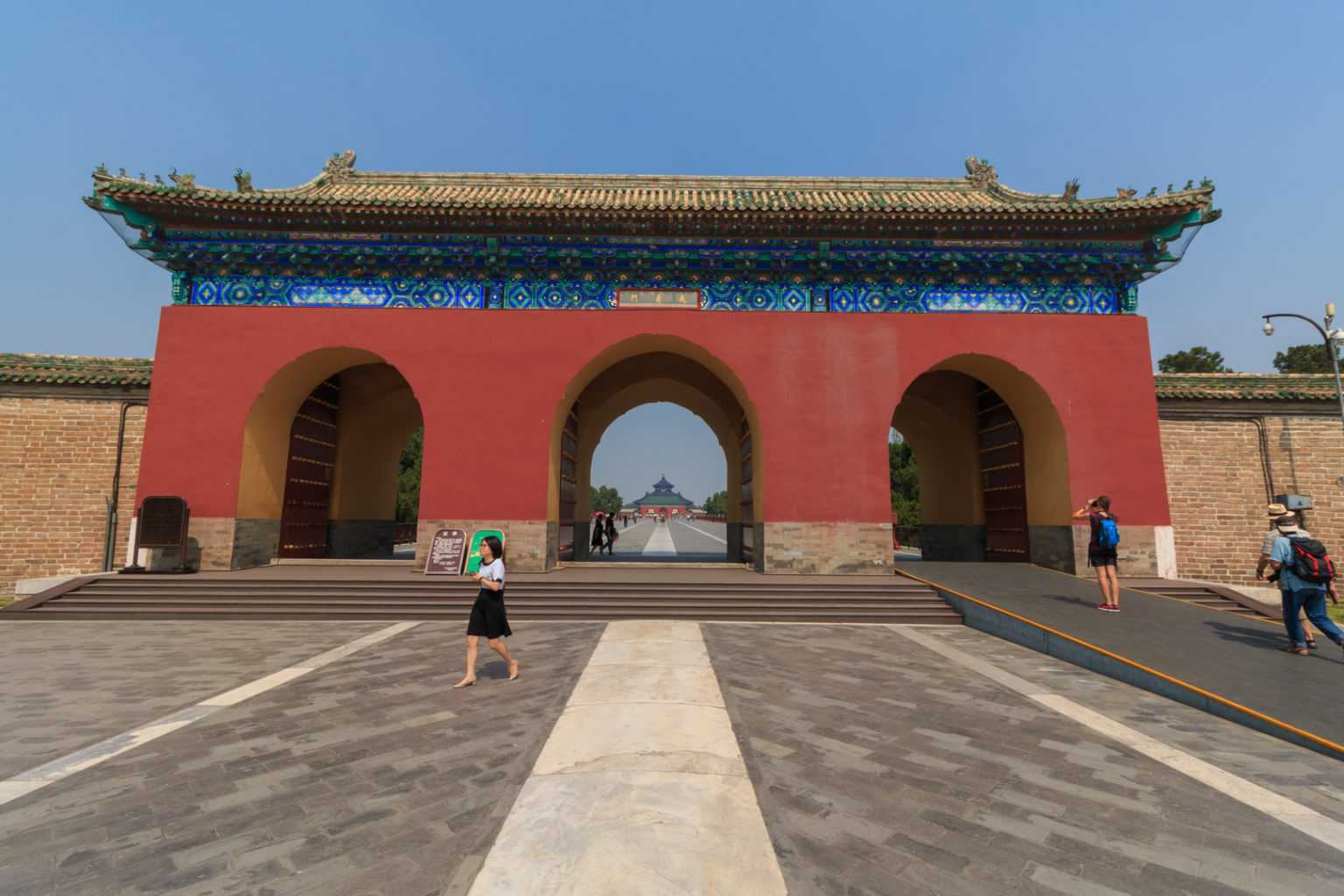 Danbi-Bridge und Hall of Prayer for Good Harvest in Peking
