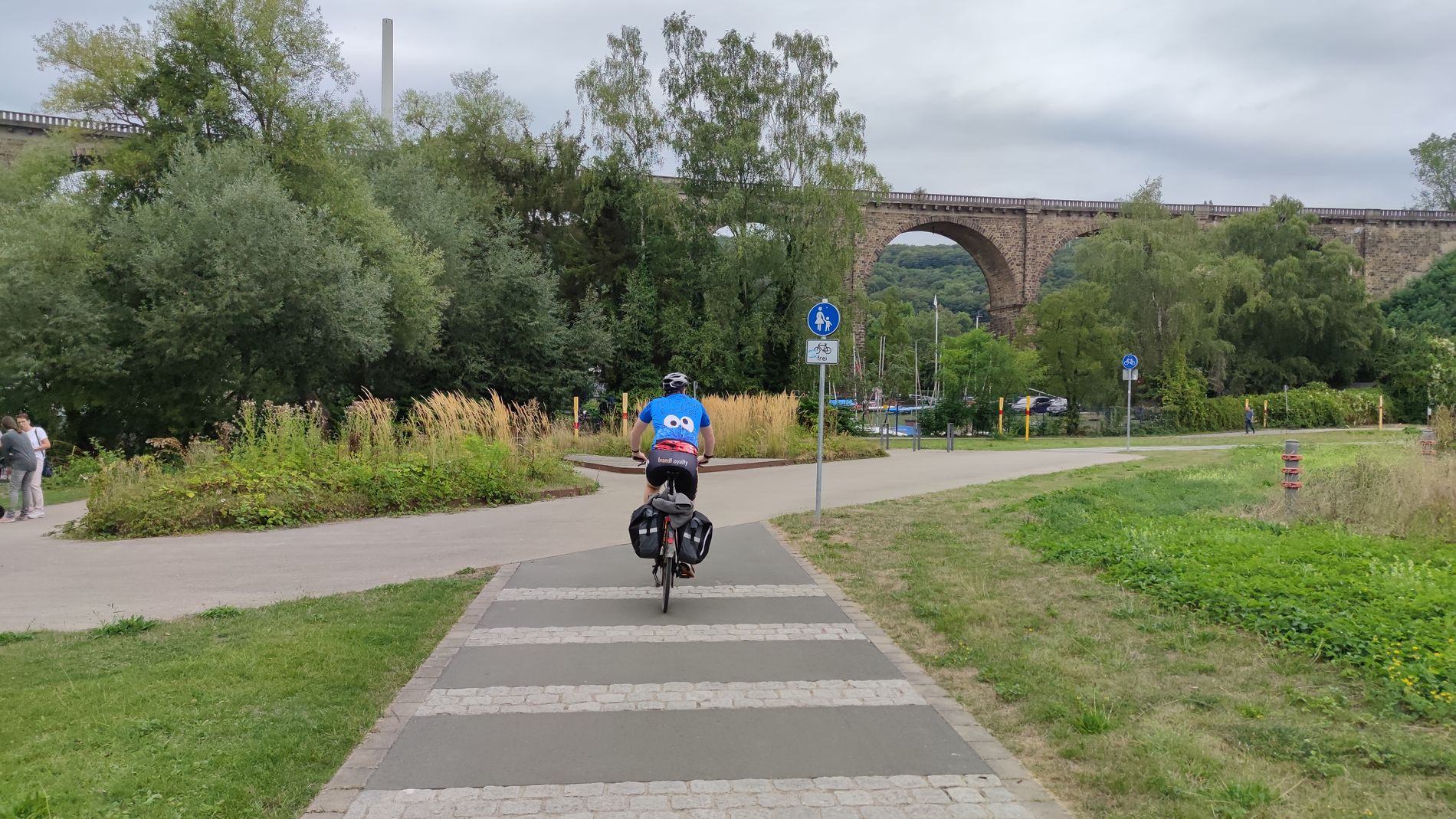 auf dem RuhrtalRadweg zwischen Neheim und Witten