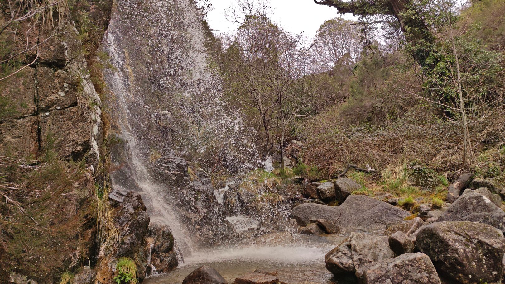 Wasserfall Cascata de Leonte