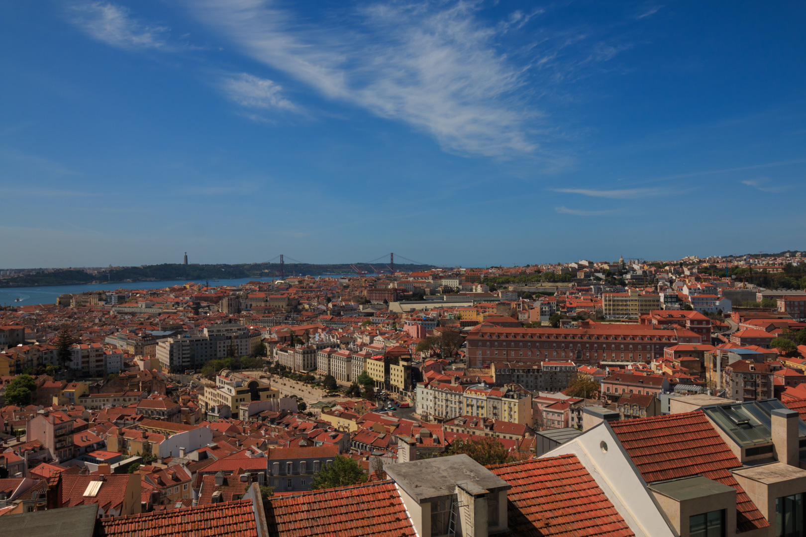 Aussichtspunkt „Miradouro da Senhora do Monte“ in Lissabon